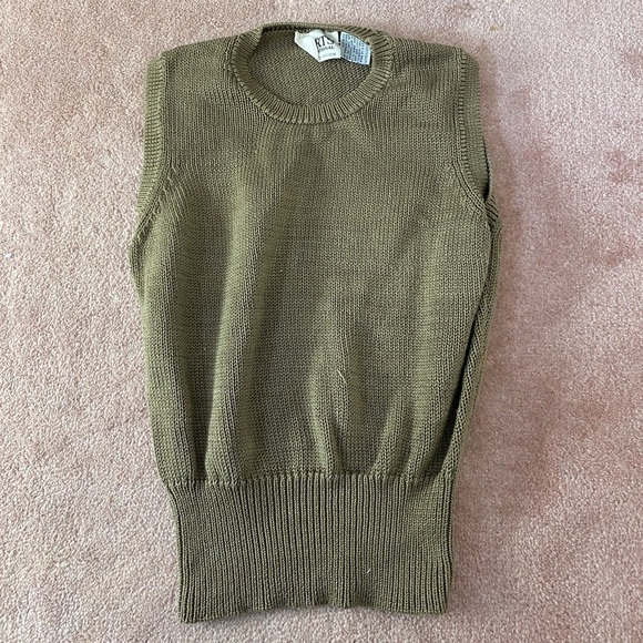 Ports Vest - Picture 1 of 2